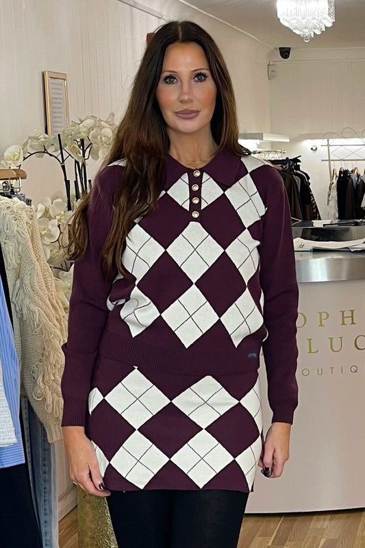 Argyle Knit Skirt And Sweater Set (Burgundy)