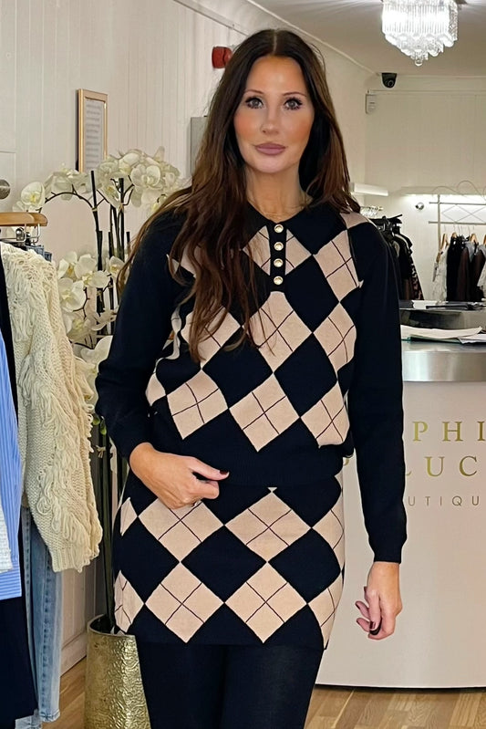 Argyle Knit Skirt And Sweater Set (Black)